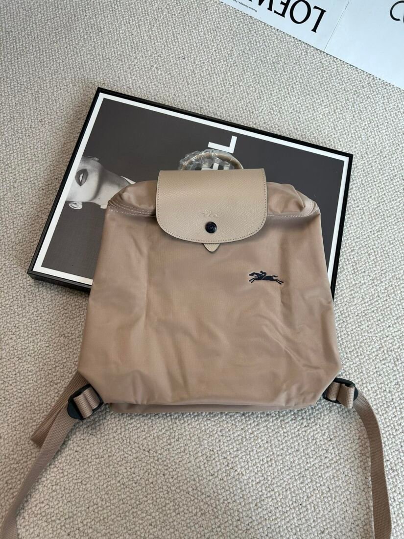 Longchamp Backpack, Hawthorn in Taupe