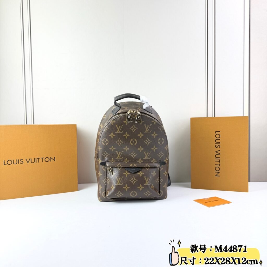 Louis Vuitton Backpack, 22 cm, Monogram Canvas in Monogram Brown