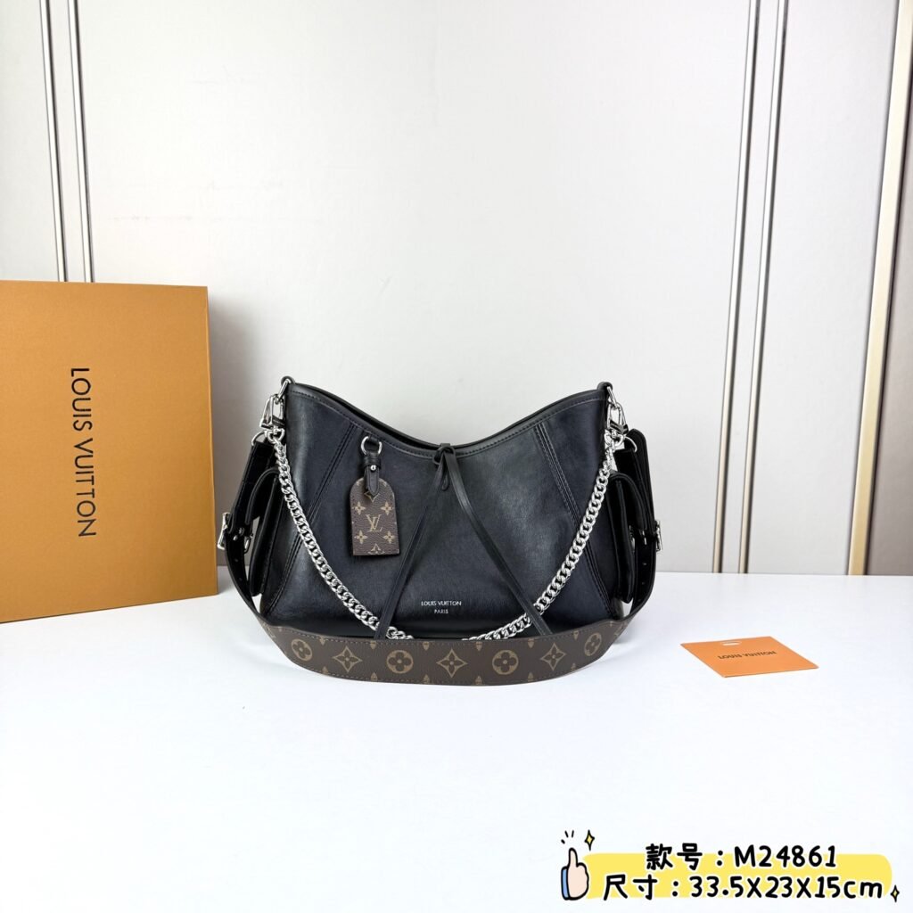 Louis Vuitton Carryall Cargo Tote, Waxed Black Leather in Black